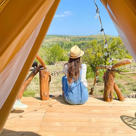 Apollo Tepee At Wild Spirit Eco Farm * Villanueva d'Alcolea